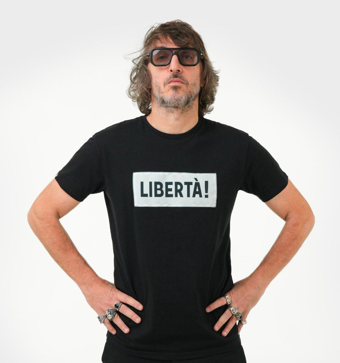 Giuseppe-Cruciani-t-shirt-Apache-Factory-C002-LIBERTA-T-SHIRT-NERA